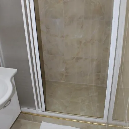 Hostel Oezsefa Istanbul